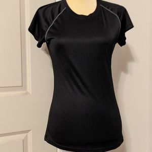 Champion semi-fitted black Short sleeved top